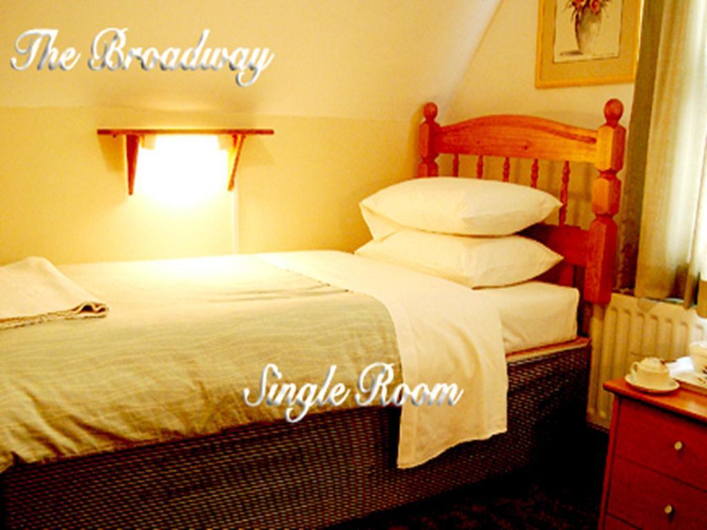 Broadway Lodge Bed And Breakfast Surbiton 객실 사진
