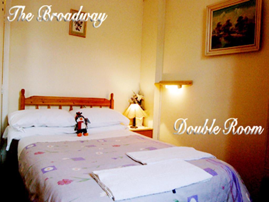 Broadway Lodge Bed And Breakfast Surbiton 객실 사진