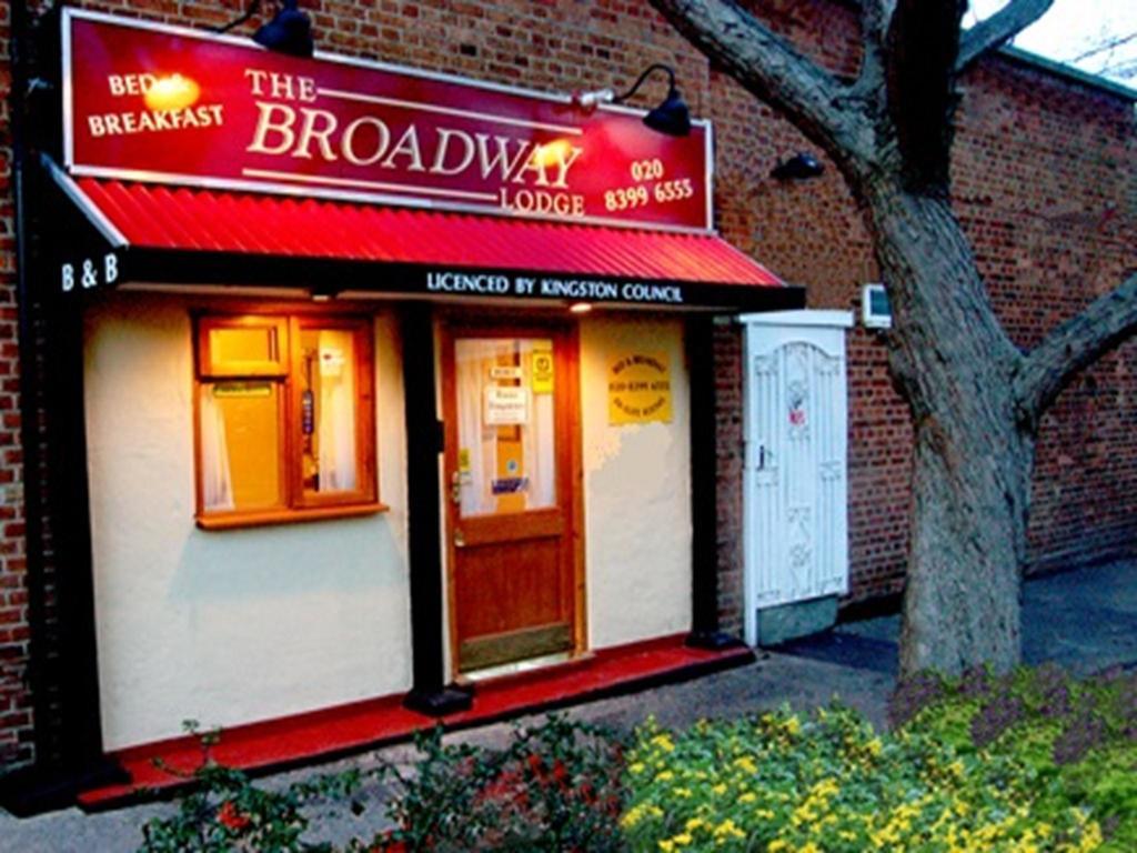 Broadway Lodge Bed And Breakfast Surbiton 외부 사진